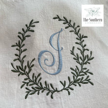Load image into Gallery viewer, Linen Apron - Laurel Framed Monogram