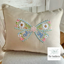 Load image into Gallery viewer, Linen Pillow Cover - Floral Bow