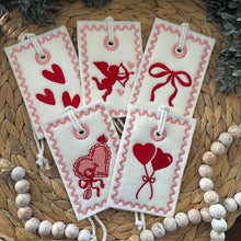 Load image into Gallery viewer, Reusable Gift Tags - Valentine's Day