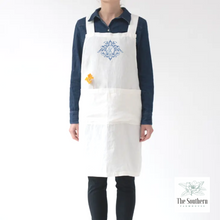 Load image into Gallery viewer, Linen Apron - Fancy Framed Monogram