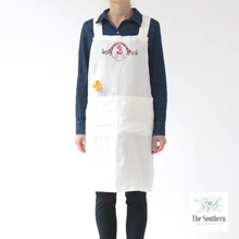 Load image into Gallery viewer, Linen Apron - Flowers & Pearls Monogram