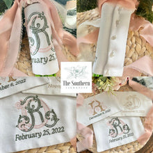 Load image into Gallery viewer, Linen Monogrammed Bouquet Wraps