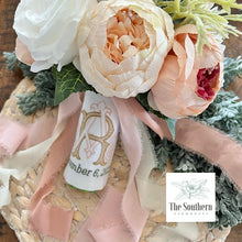 Load image into Gallery viewer, Linen Monogrammed Bouquet Wraps