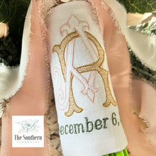 Load image into Gallery viewer, Linen Monogrammed Bouquet Wraps