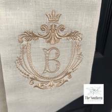Load image into Gallery viewer, Linen Wreath/Basket Sash - Royal Crest Monogram