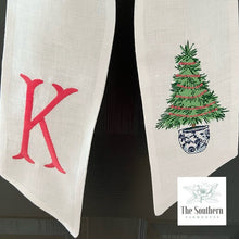 Load image into Gallery viewer, Linen Wreath/Basket Sash - Chinoiserie Christmas Tree
