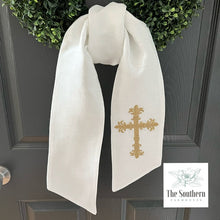 Load image into Gallery viewer, Linen Wreath/Basket Sash - Elegant Cross
