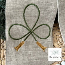 Load image into Gallery viewer, Linen Wreath/Basket Sash - Fancy Shamrock