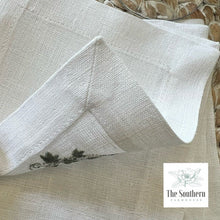 Load image into Gallery viewer, Set of 4 Embroidered Cocktail Napkins - Spring Ivy Wreath