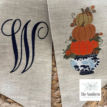 Load image into Gallery viewer, Linen Wreath/Basket Sash - Chinoiserie Pumpkin Stack
