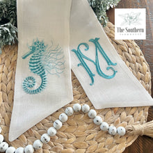 Load image into Gallery viewer, Linen Wreath/Basket Sash - Seahorse Monogram
