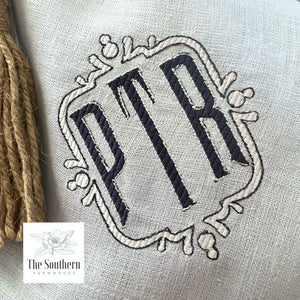 Mansion Framed Monogram Luncheon, Dinner & Cocktail Napkins