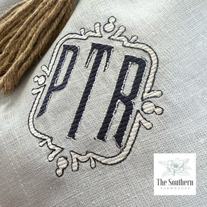 Mansion Framed Monogram Luncheon, Dinner & Cocktail Napkins