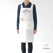 Load image into Gallery viewer, Linen Apron - Flowers &amp; Pearls Monogram
