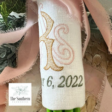 Load image into Gallery viewer, Linen Monogrammed Bouquet Wraps
