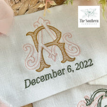 Load image into Gallery viewer, Linen Monogrammed Bouquet Wraps

