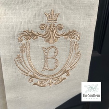 Load image into Gallery viewer, Linen Wreath/Basket Sash - Royal Crest Monogram
