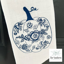 Load image into Gallery viewer, Linen Wreath/Basket Sash - Chinoiserie Pumpkin
