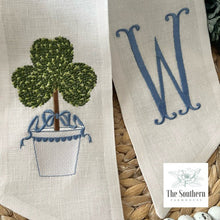 Load image into Gallery viewer, Linen Wreath/Basket Sash - Shamrock Topiary
