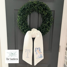Load image into Gallery viewer, Linen Wreath/Basket Sash - Chinoiserie Staffordshire Blue
