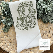 Load image into Gallery viewer, Linen Wreath/Basket Sash - Vintage Vine Monogram
